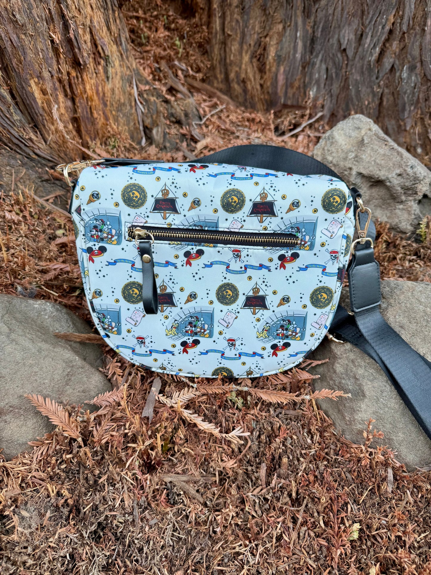 Pirates Adventure XL Crossbody