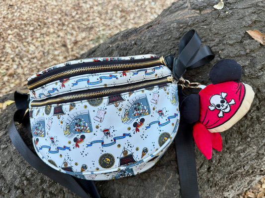 Pirates Adventure XL Crossbody